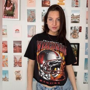 Wisconsin Badgers Cropped Tee shirt